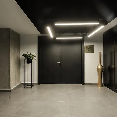 Hotel Cinnah 4*