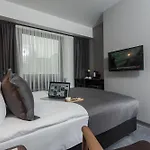 Hotel Cinnah